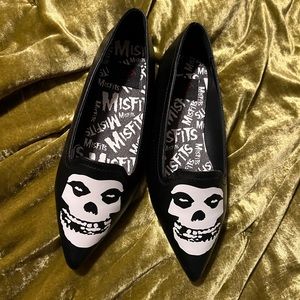 RARE MISFITS pointed toe ballet shoe